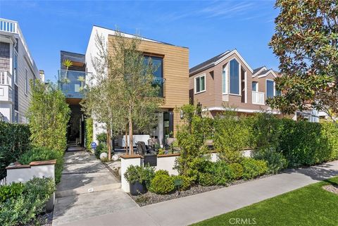 605 Marigold Avenue Corona Del Mar CA 92625