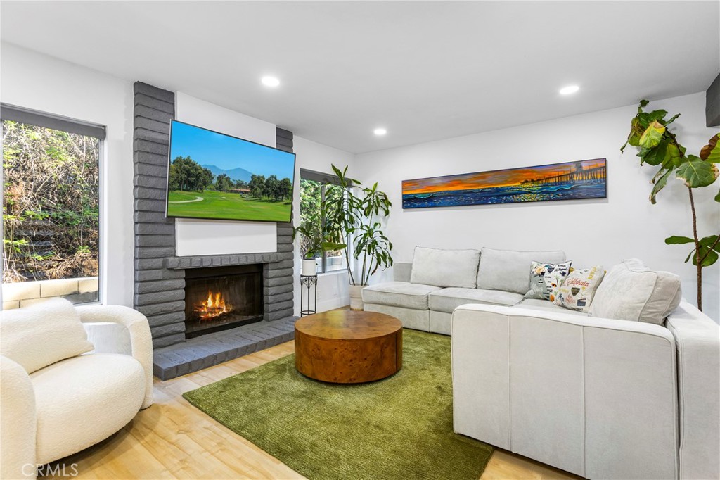 5516 E Vista Del Dia