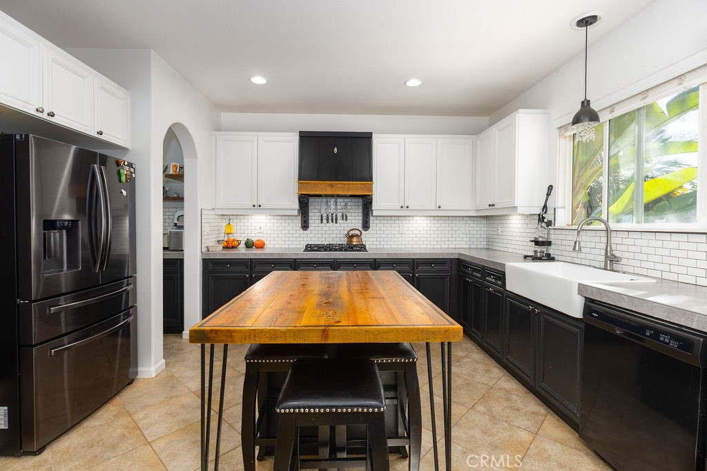 35392 Corte Los Flores