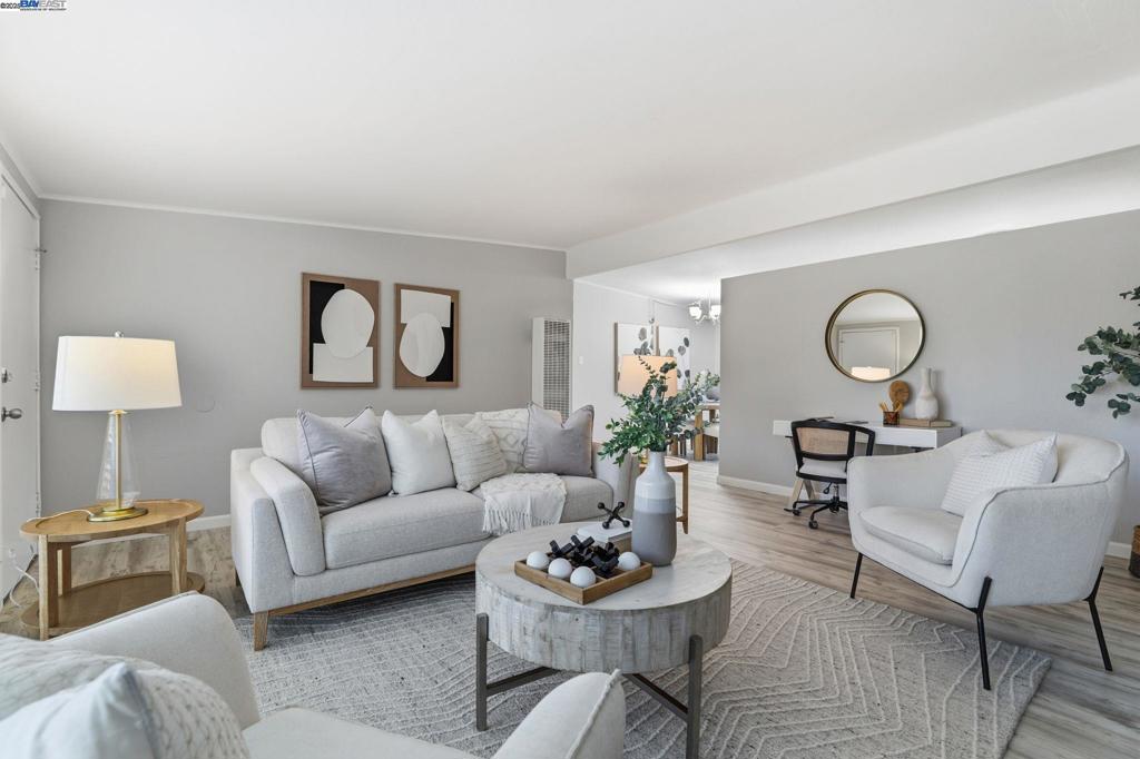 CANYON HEIGHTS - Residential