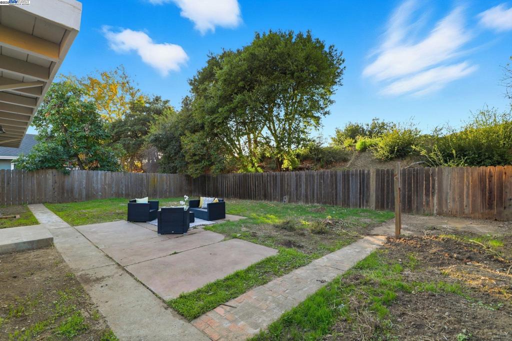 CANYON HEIGHTS - Residential