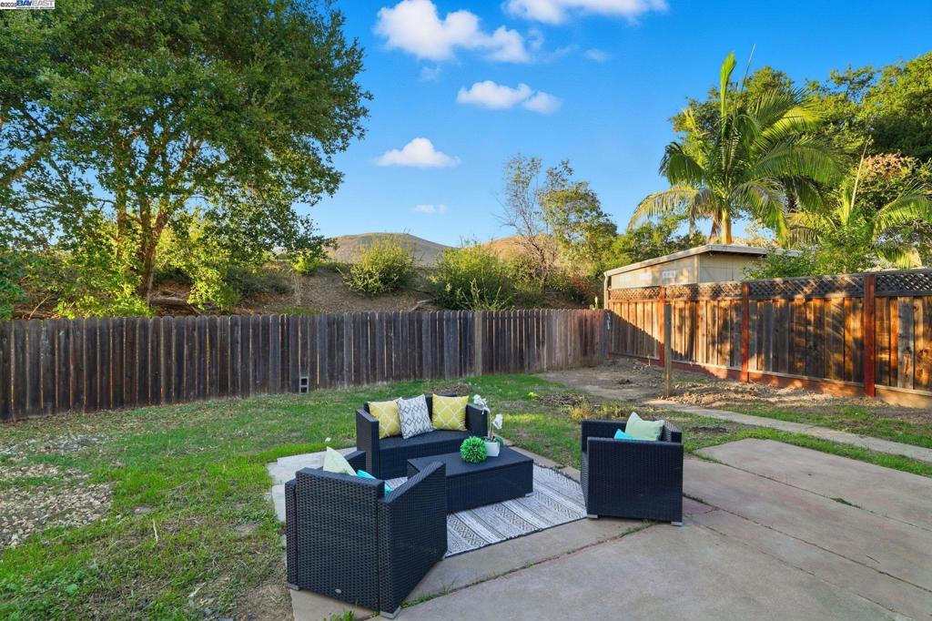 CANYON HEIGHTS - Residential