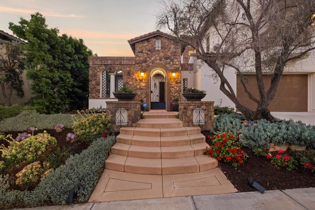 7175 Sitio Caballero