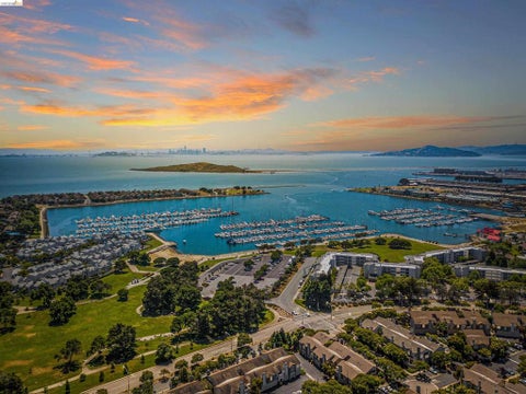 Photo of 1508 Jetty Dr, Richmond, CA 94804 (MLS # 41142038)