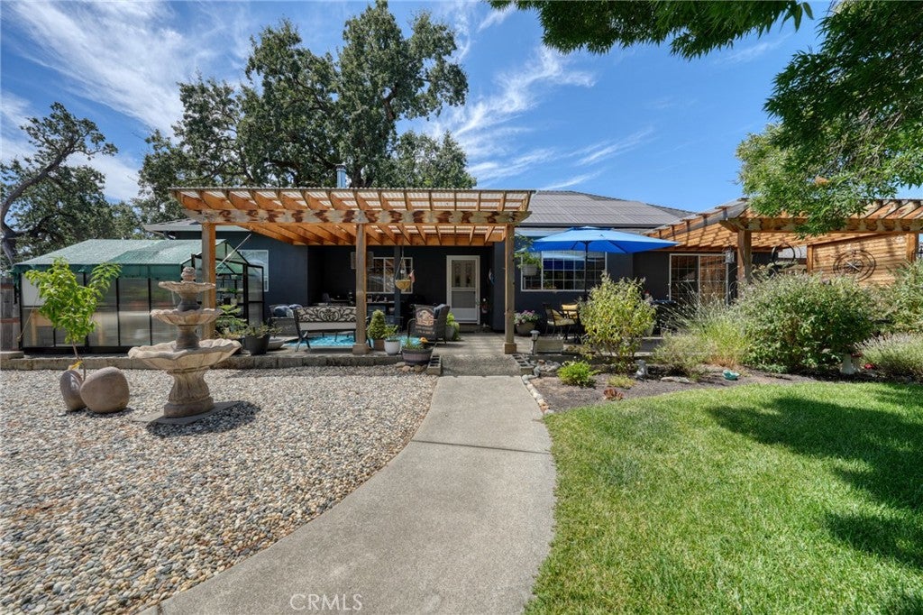 21410 Valley Oak