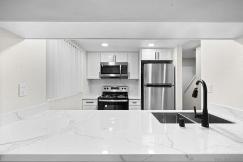 Photo of 748 N 3Rd St St #Q, El Cajon, CA 92021 (MLS # 2600865SD)