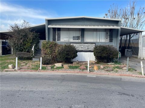 Photo of 177 Kings Lane, Bakersfield, CA 93308 (MLS # FR26026466)