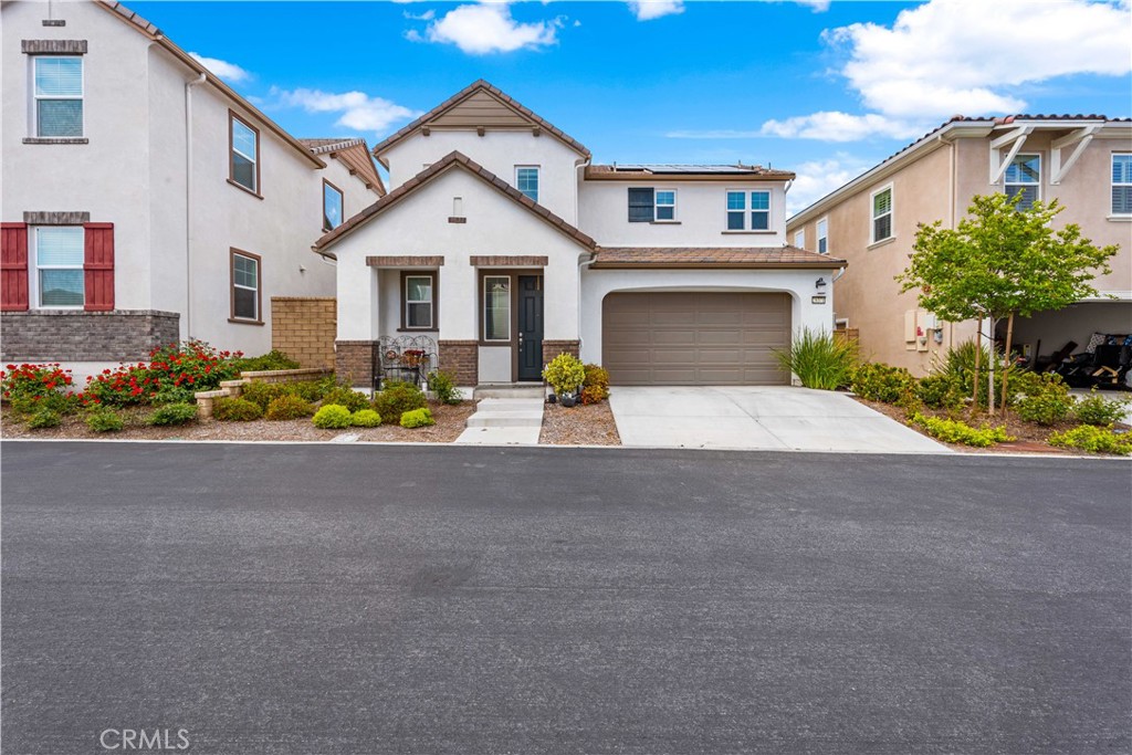 Modern Comfort & Prime Location in Valencia!
Welcome to this beautifully upgraded 3-bedroom, 3-bath home built in 2019, nestled in one of Valencia's most desirable communities. Located within the top-rated West Creek Academy school district, this home blends family-friendly living with modern convenience.
Step inside to an open-concept floorplan filled with natural light, featuring a spacious living area, upgraded kitchen with granite countertops, stainless steel appliances, and a generous island perfect for entertaining. Upstairs, you'll find well-sized bedrooms including a relaxing primary suite with a walk-in closet and dual-sink vanity.
Energy-efficient solar panels help keep utility costs low, and smart features enhance everyday comfort. Outside, enjoy access to community amenities including sparkling pools, parks, playgrounds, and scenic walking trails.
Centrally located just minutes from Target, Whole Foods, Walmart, restaurants, and major shopping centers, with easy freeway access for commuting.
This home offers the perfect combination of location, lifestyle, and value — don't miss it!