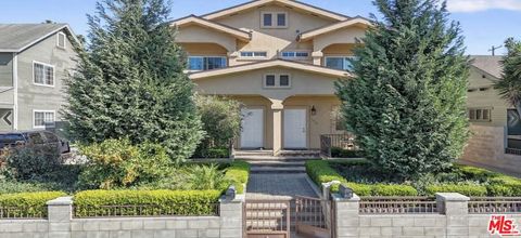 Photo of 2020 Hillcrest Drive, Los Angeles, CA 90016 (MLS # 25610393) Photo of 2020 Hillcrest Drive, Los Angeles, CA 90016 (MLS # 25610393)