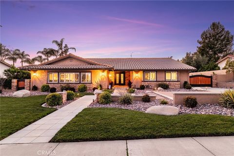 Photo of 2241 N Campus, Upland, CA 91784 (MLS # IV26057325)