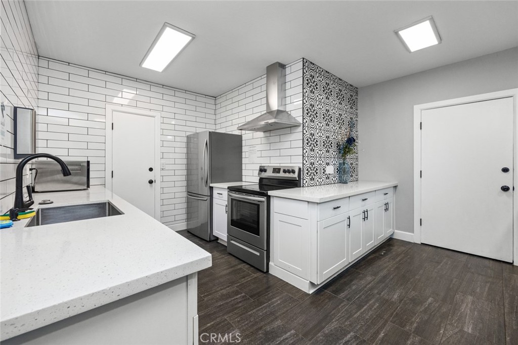 Lakeshore (LSHR) - Residential