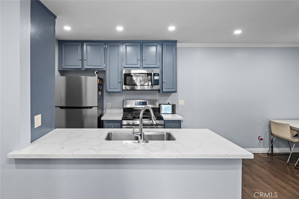 Lakeshore (LSHR) - Residential