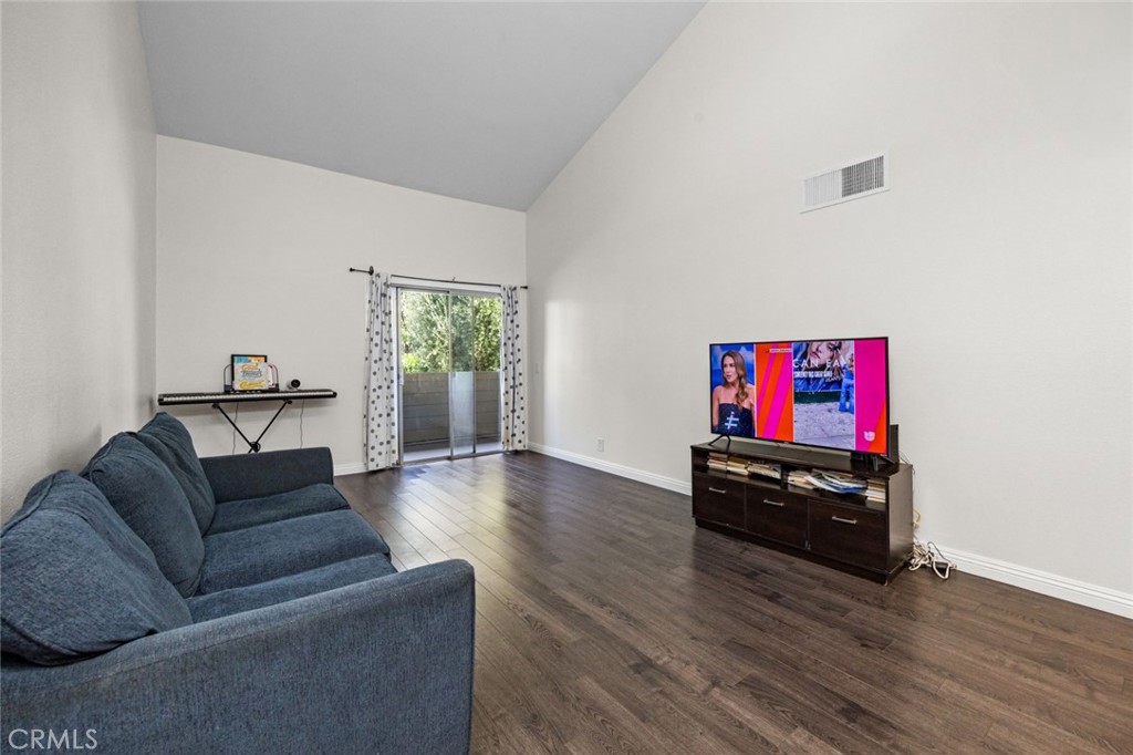 Lakeshore (LSHR) - Residential