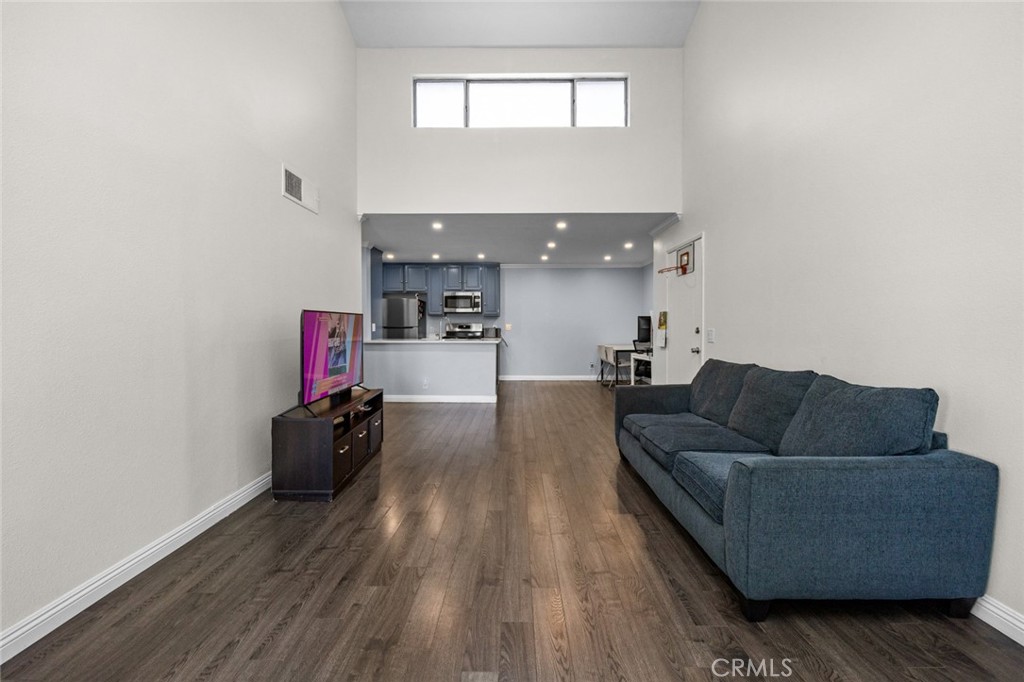 Lakeshore (LSHR) - Residential