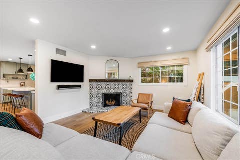 Tiny photo for 7112 Darnoch Way, West Hills, CA 91307 (MLS # SR26067844)