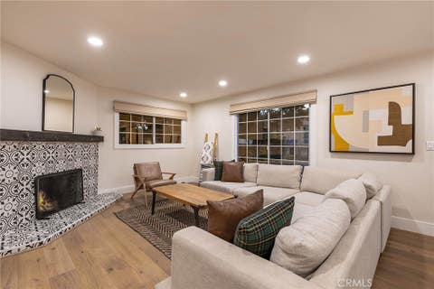 Tiny photo for 7112 Darnoch Way, West Hills, CA 91307 (MLS # SR26067844)