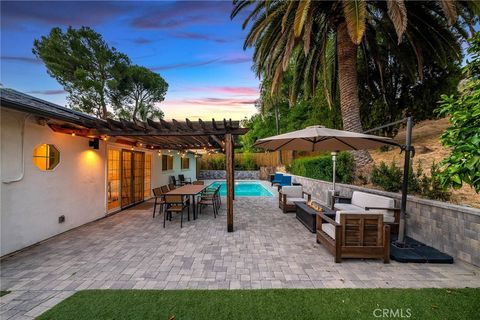 Photo of 7112 Darnoch Way, West Hills, CA 91307 (MLS # SR26067844)