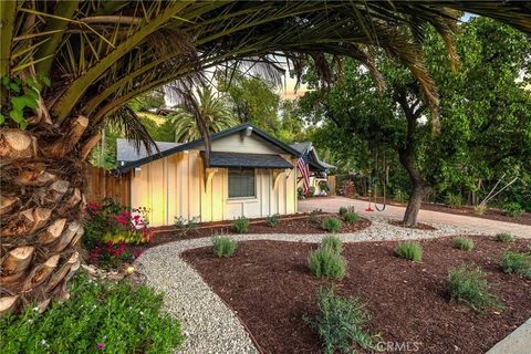 Tiny photo for 7112 Darnoch Way, West Hills, CA 91307 (MLS # SR26067844)