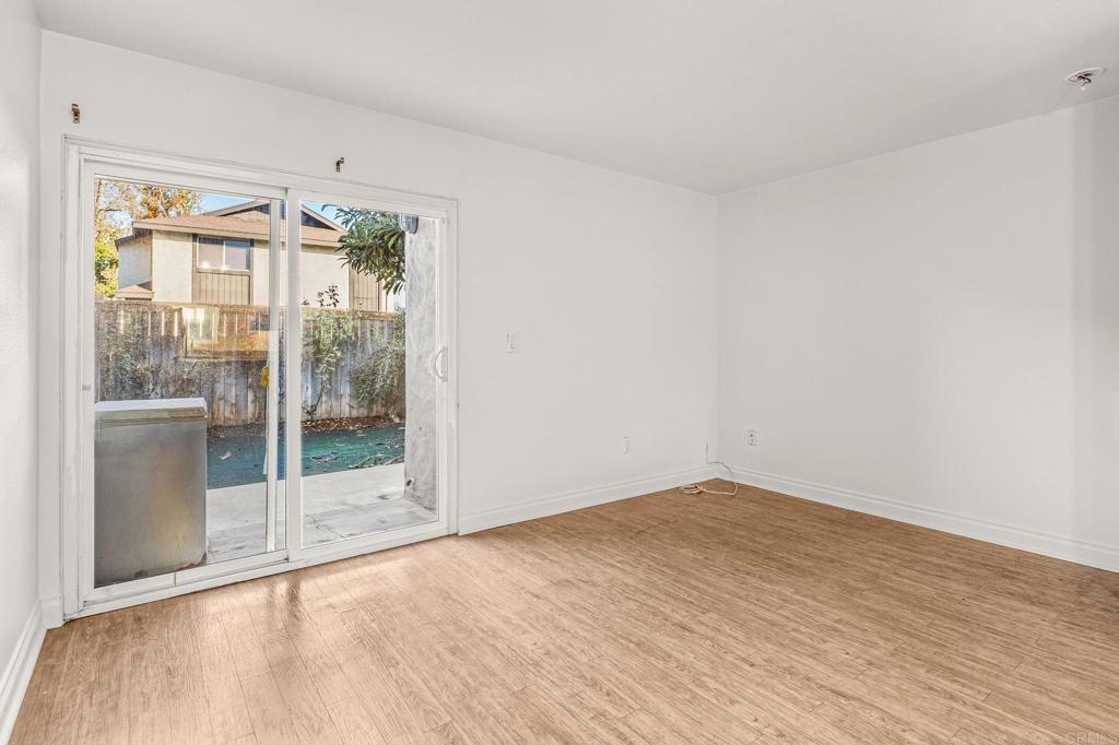 851 S Mollison Avenue