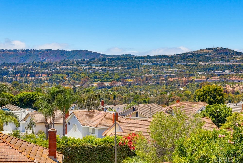 25981 Anacapa, Laguna Hills CA 92653 - Photo 37