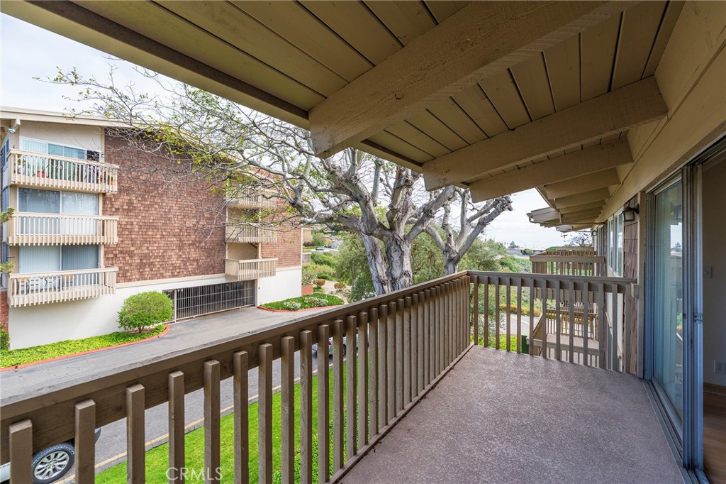 6542 Ocean Crest Drive B312