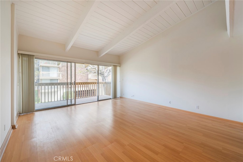 6542 Ocean Crest Drive B312