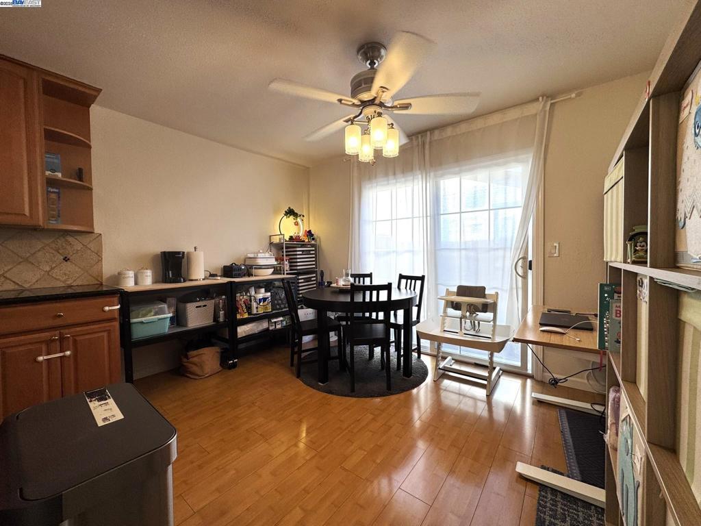 CASTRO VALLEY - Residential