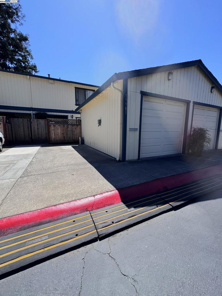 CASTRO VALLEY - Residential