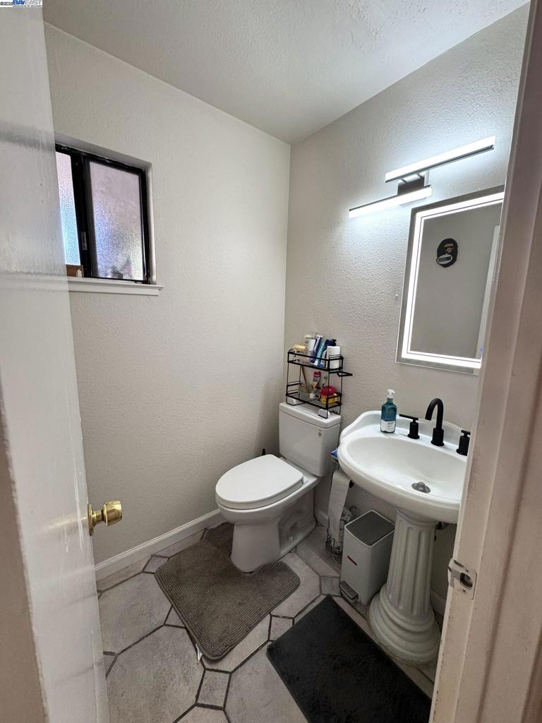 CASTRO VALLEY - Residential