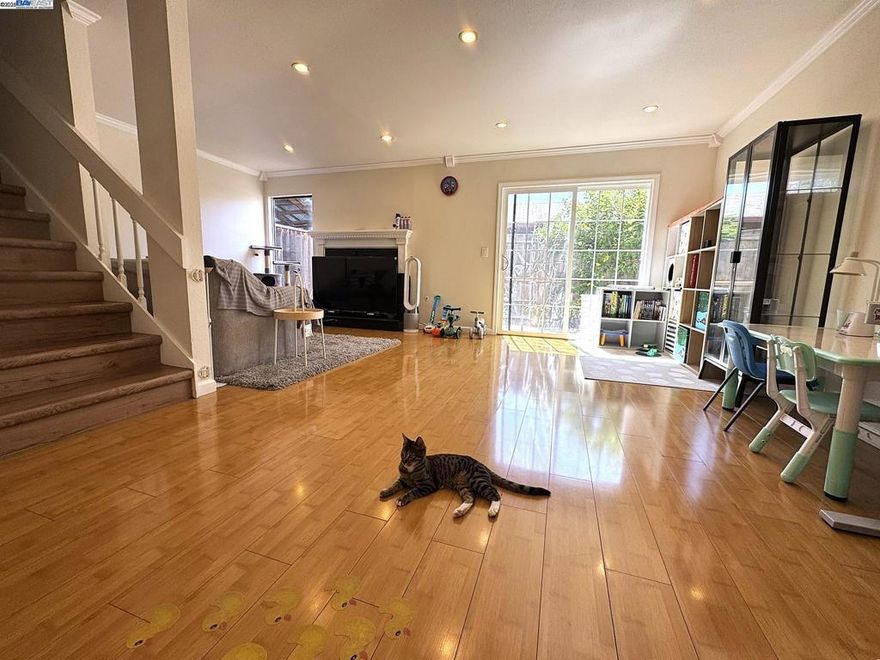 Discover an incredible opportunity at 19901 Forest Ave, Castro Valley, CA 94546! This charming 3-bedroom, 1.5-bath townhouse offers the best value for a 3-bedroom home in the highly sought-after Castro Valley school district, renowned for its top-rated schools. Perfect for families or first-time buyers, this well-maintained home combines affordability with a prime location, providing easy access to local amenities, parks, and commuting routes. Don’t miss your chance to own in one of Castro Valley’s most desirable neighborhoods at an unbeatable price! Open House 9/21 9/22 2-4 PM