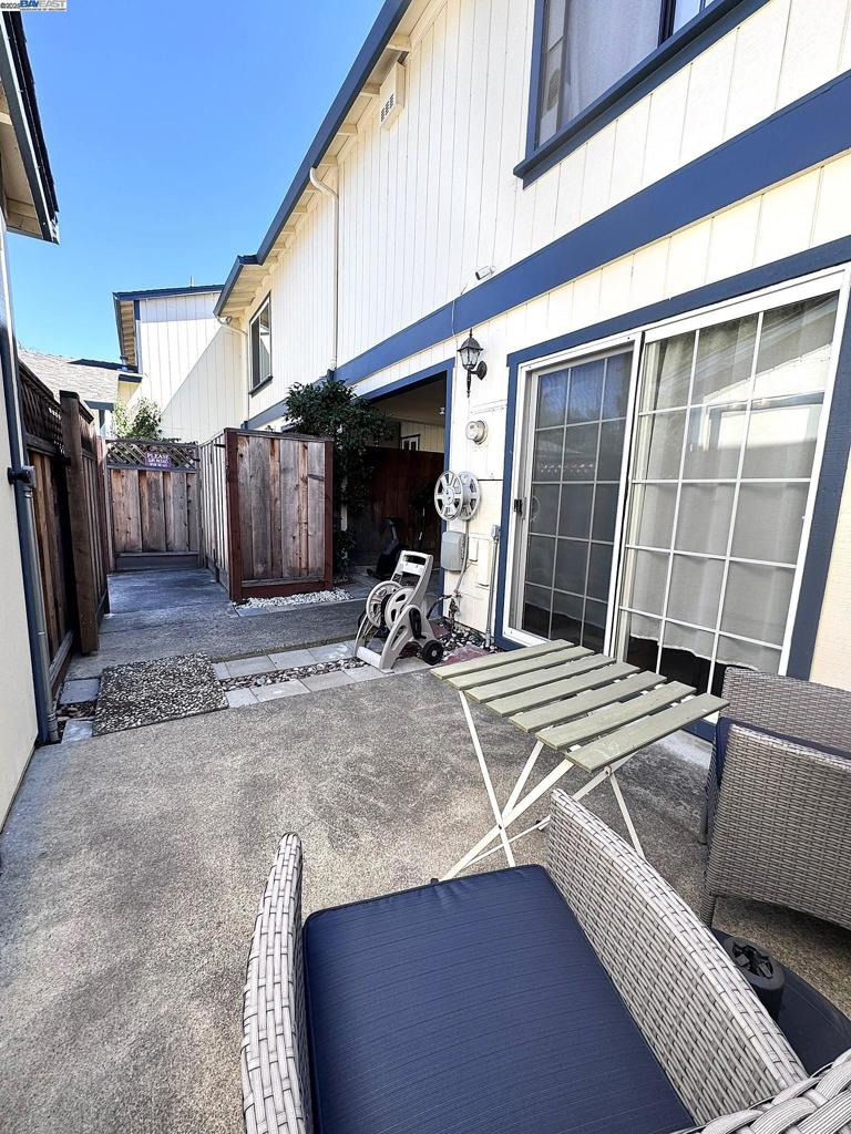 CASTRO VALLEY - Residential