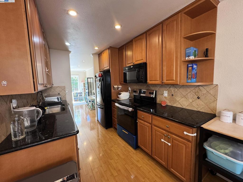 CASTRO VALLEY - Residential