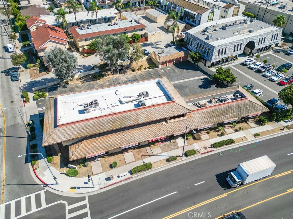 300 S Atlantic Boulevard