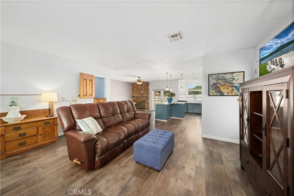 Quartz Hill, California 93536, United States, 4 Bedrooms Bedrooms, ,2 BathroomsBathrooms,Residential,Active,141258