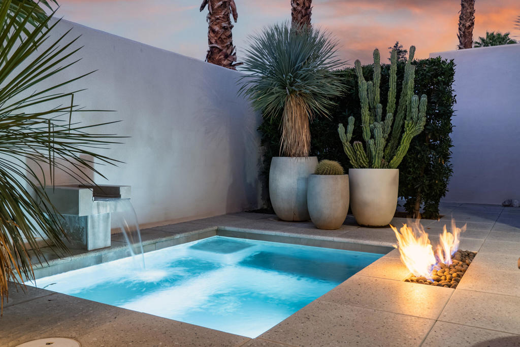 Seven Lakes C.C. - Residential