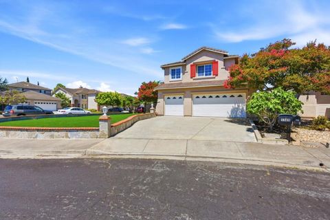 Photo of 5509 New Harbor Court, Union City, CA 94587 (MLS # ML82048841)