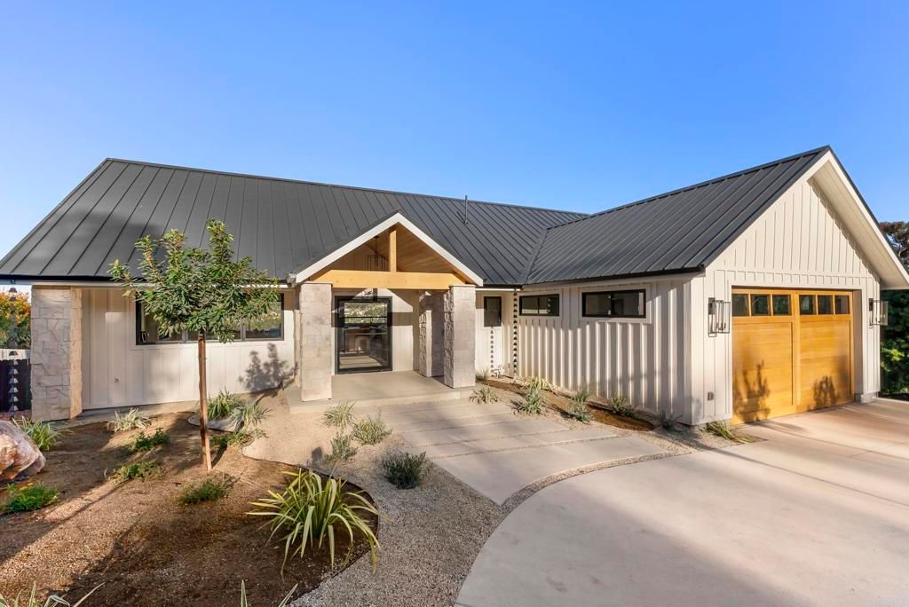 Photo of 3920 Holly Brae Ln, Carlsbad, CA 92008 (MLS # NDP2510069)