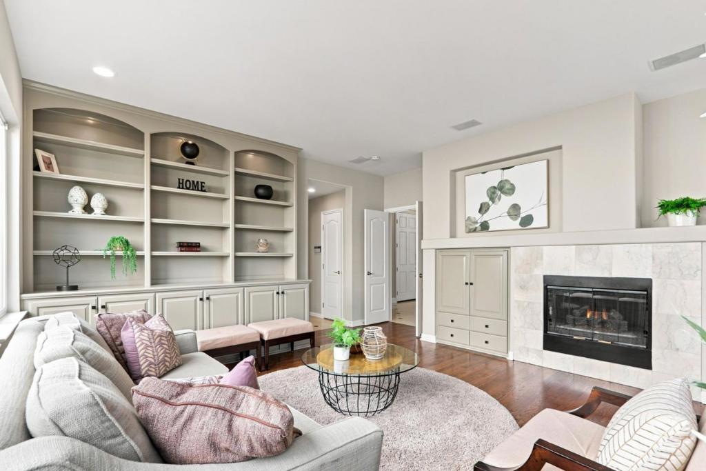 1511 Rosecrest Terrace