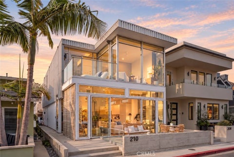 Photo of 210 43rd Street, Newport Beach, CA 92663 (MLS # NP26212401)