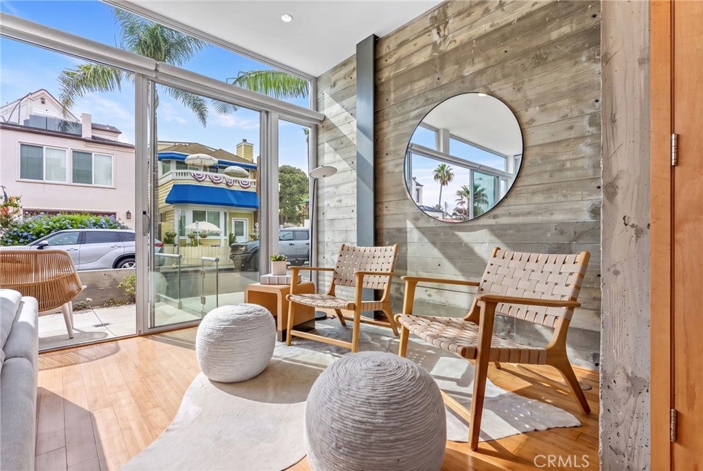 Properties 3 210 43rd Street
