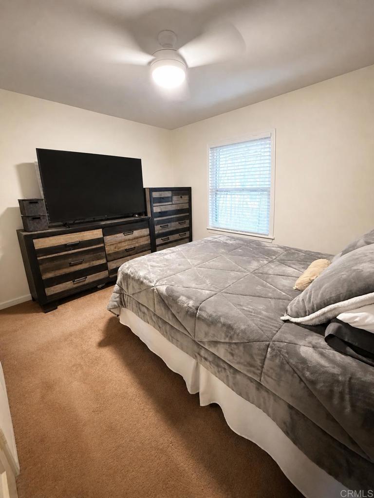 3211 Menlo