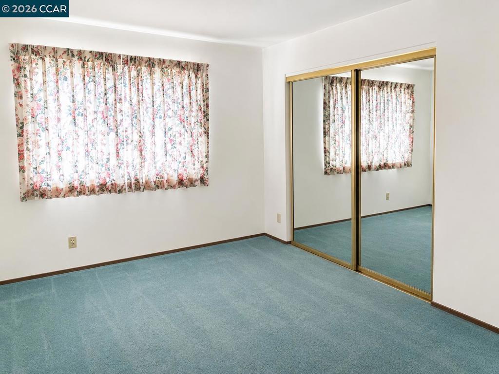 1070 Mohr Ln 1