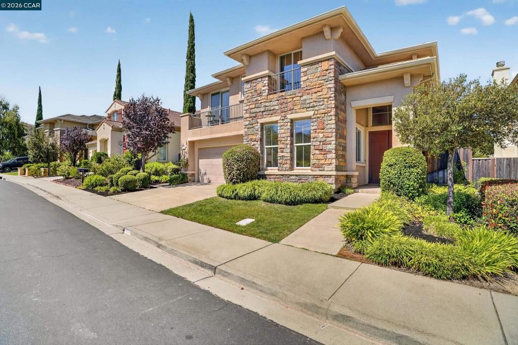 772 Pradera Way