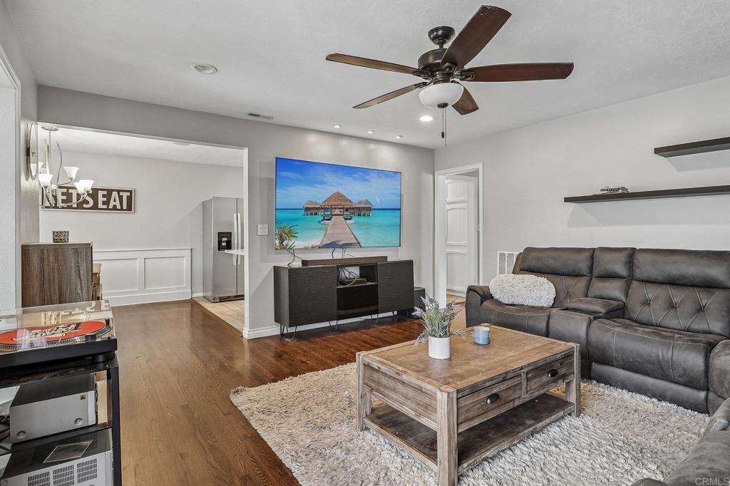 9535 Lakeview Drive