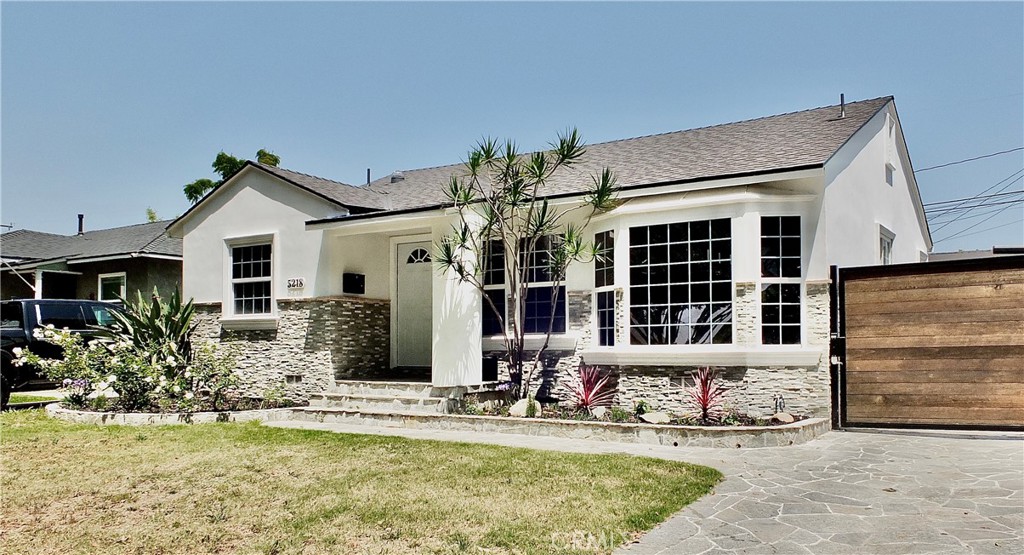 5218 Bellflower
