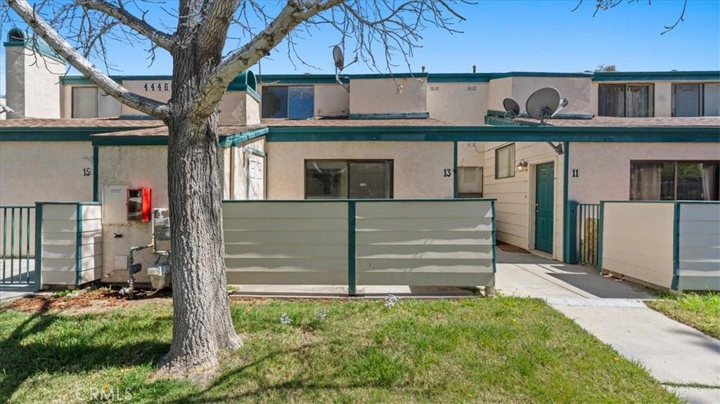 Photo of 44460 15th Street E #13, Lancaster, CA 93535 (MLS # CV26058850)