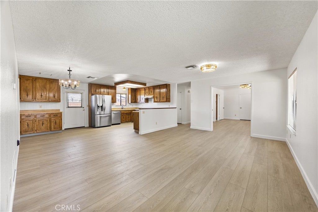 219 W Church