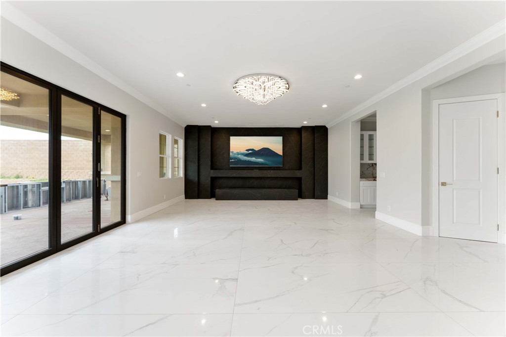 6338 Echo Mountain