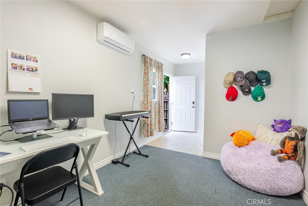 Custom Newhall 1 (CNEW1) - Residential