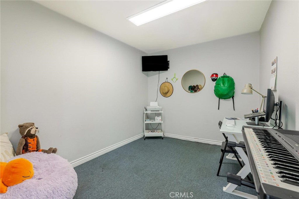 Custom Newhall 1 (CNEW1) - Residential